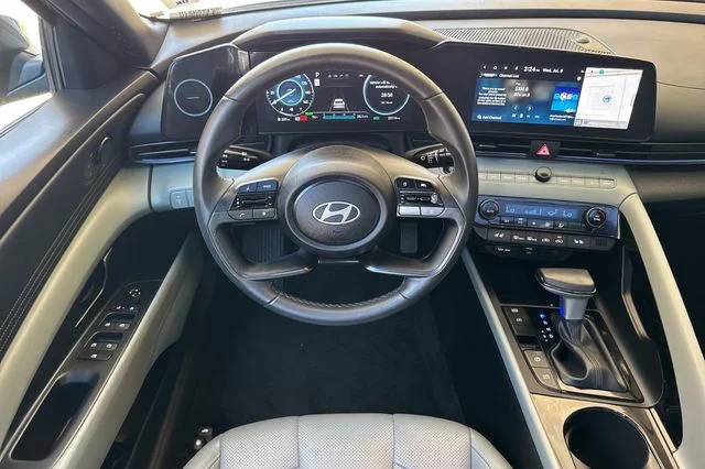 Used 2025 Gray Hyundai Limited image 15