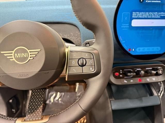 2025 MINI Countryman S - Photo 14