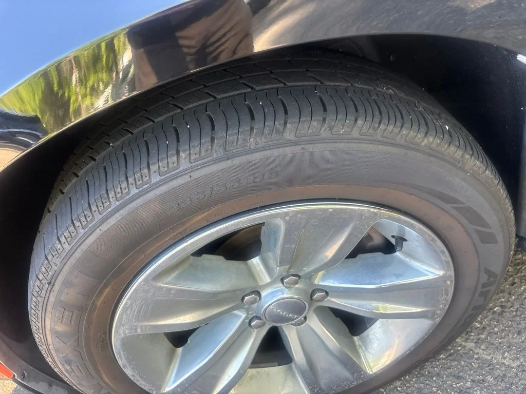 Used 2016 Black Dodge SXT image 15