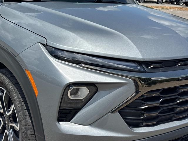 Used 2025 Gray Chevrolet ACTIV image 11