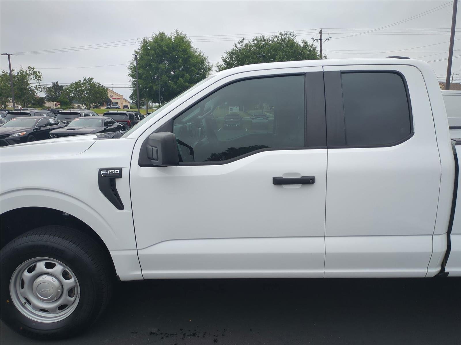 Used 2022 Oxford White Ford XL image 29