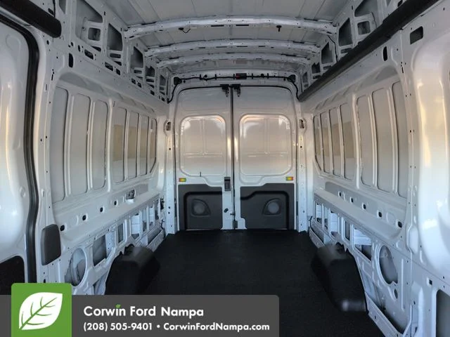 New 2026 Oxford White Ford Base image 21
