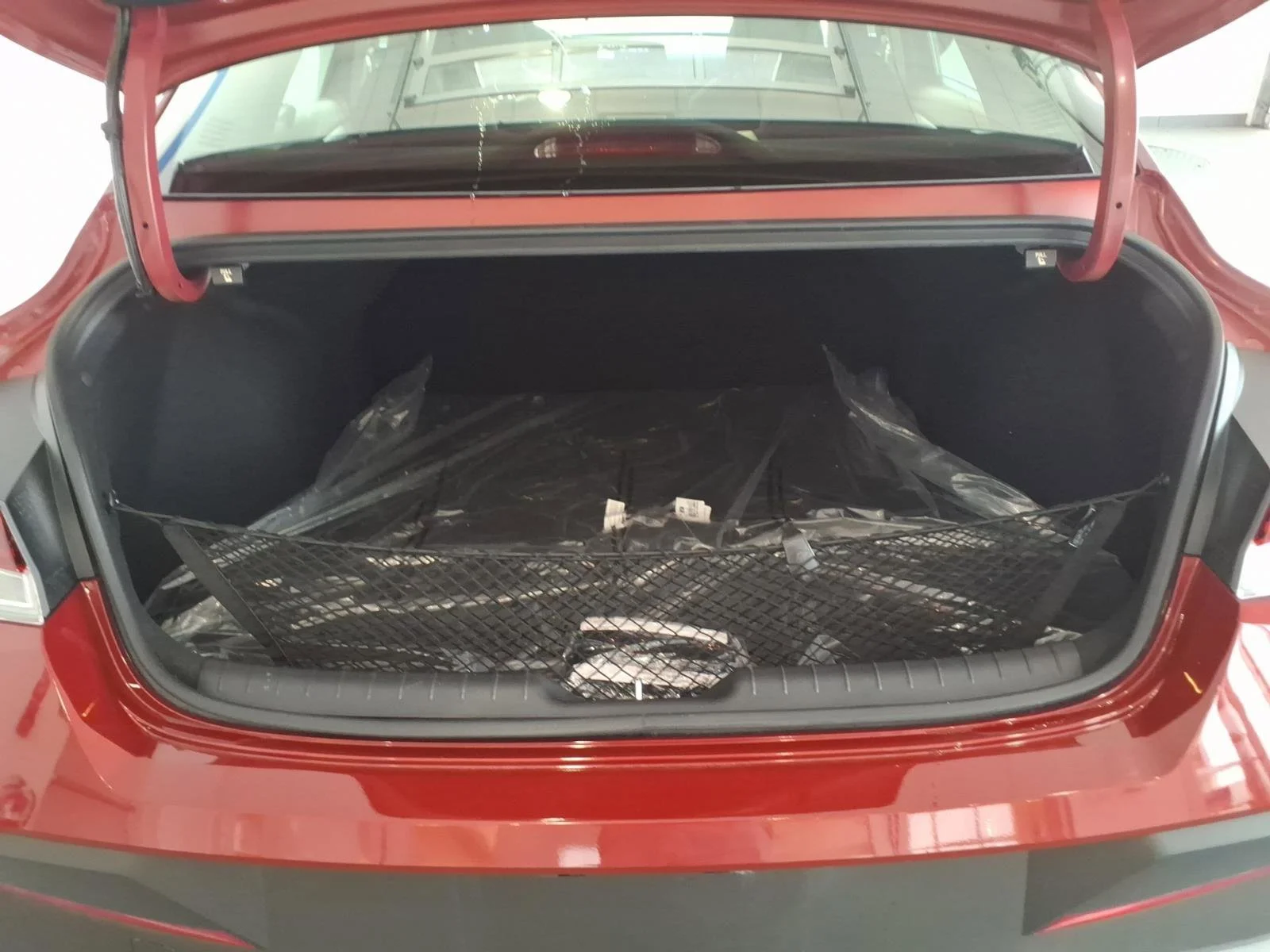 Used 2025 Ultimate Red Hyundai Blue image 18