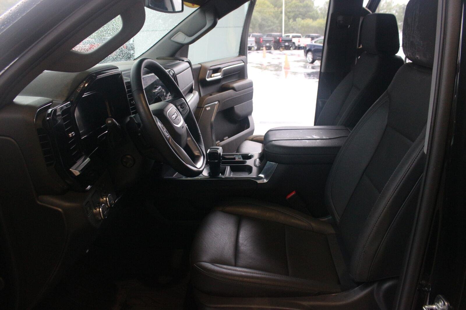Used 2026 Onyx Black GMC SLT image 13