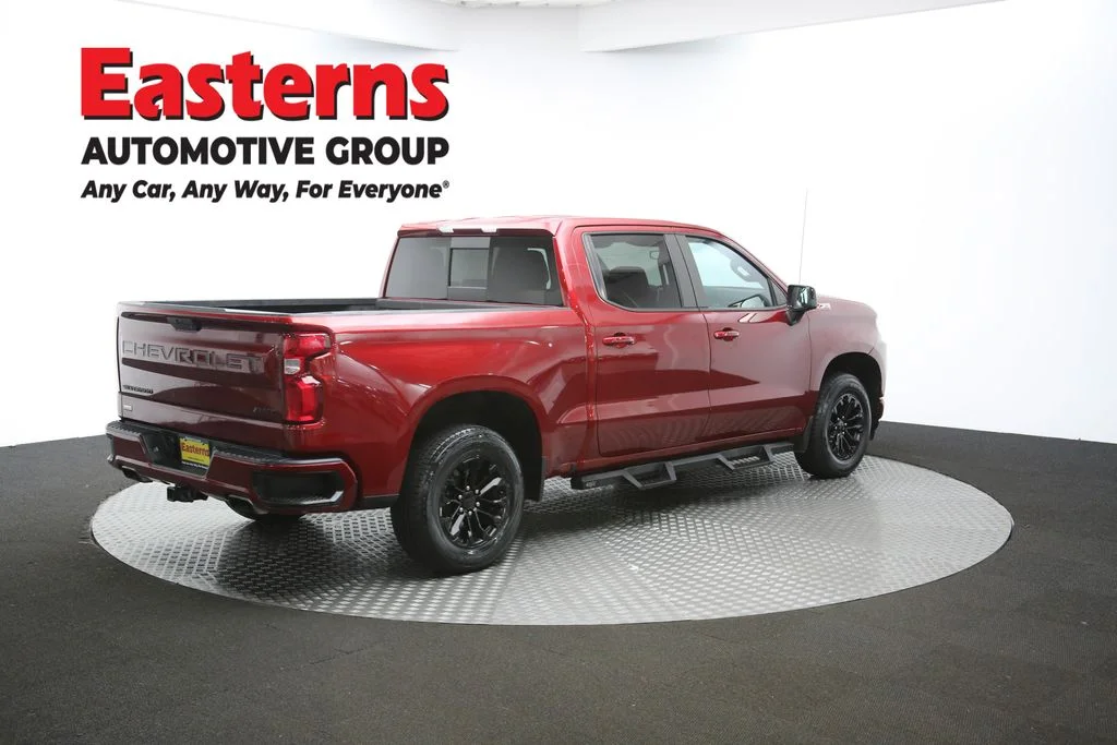 Used 2021 Red Chevrolet RST image 40