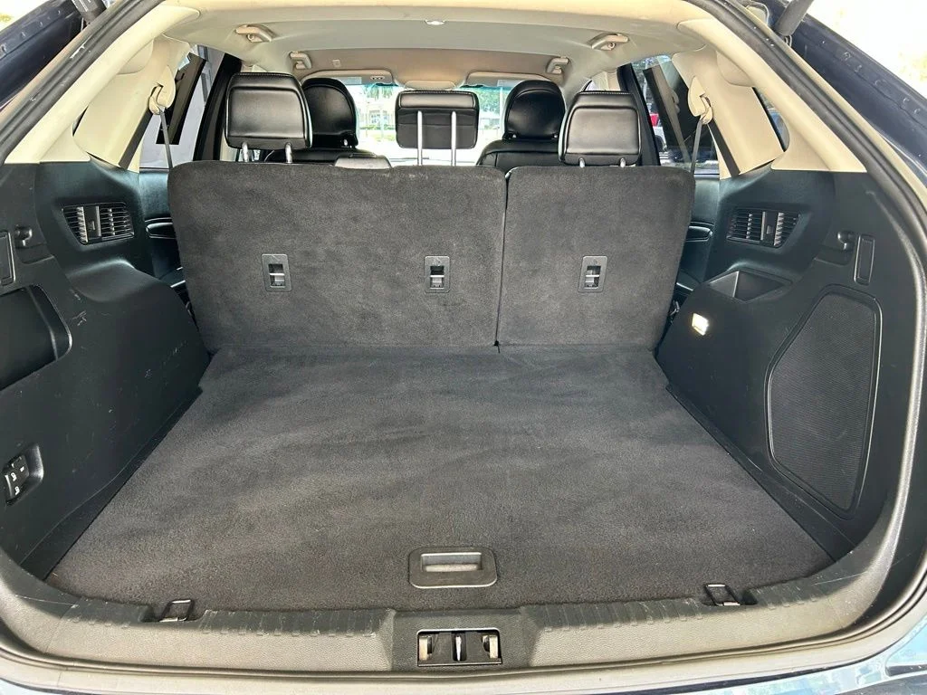 Used 2019 Blue Ford Titanium image 33
