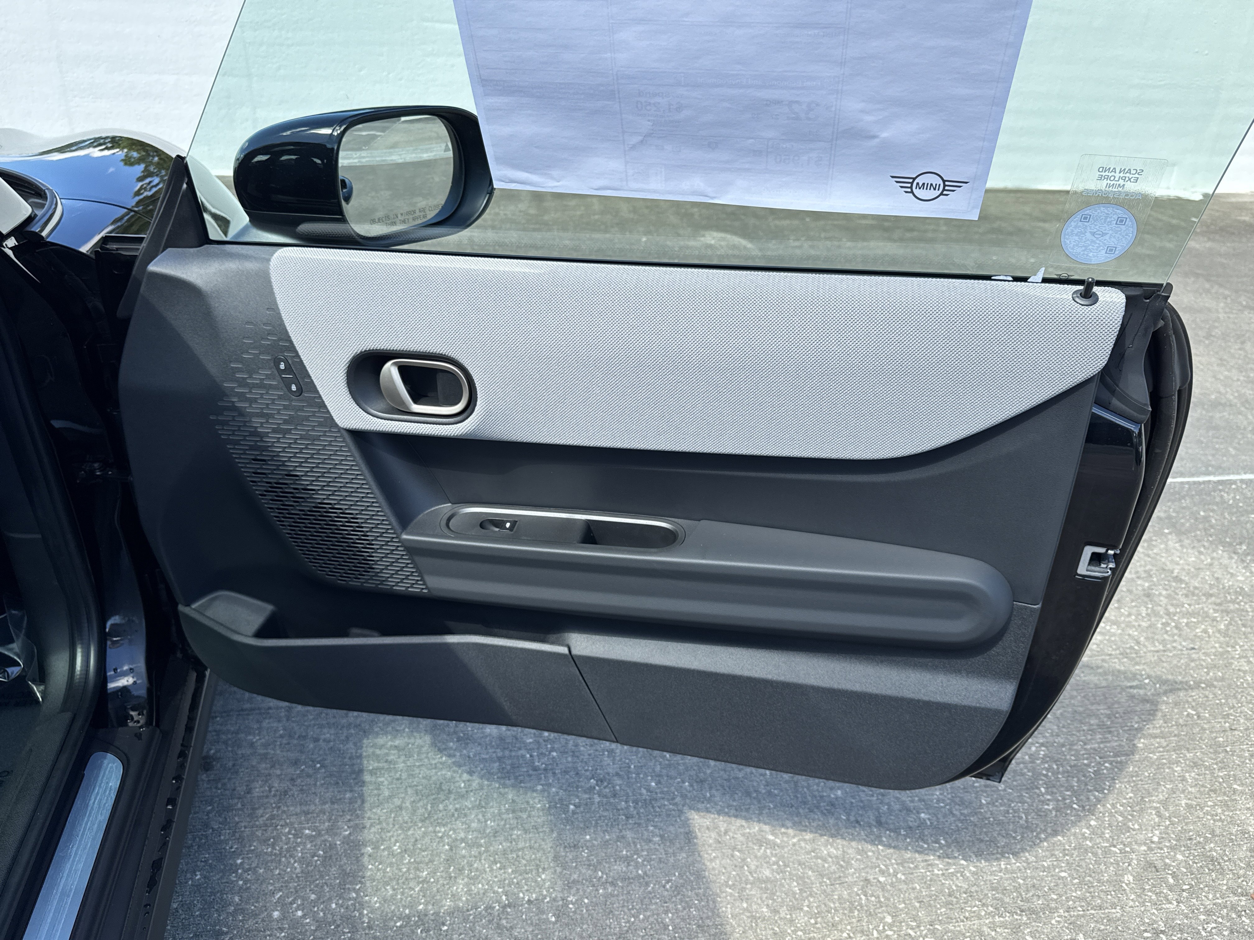 2026 MINI Hardtop 2 Door - Photo 8