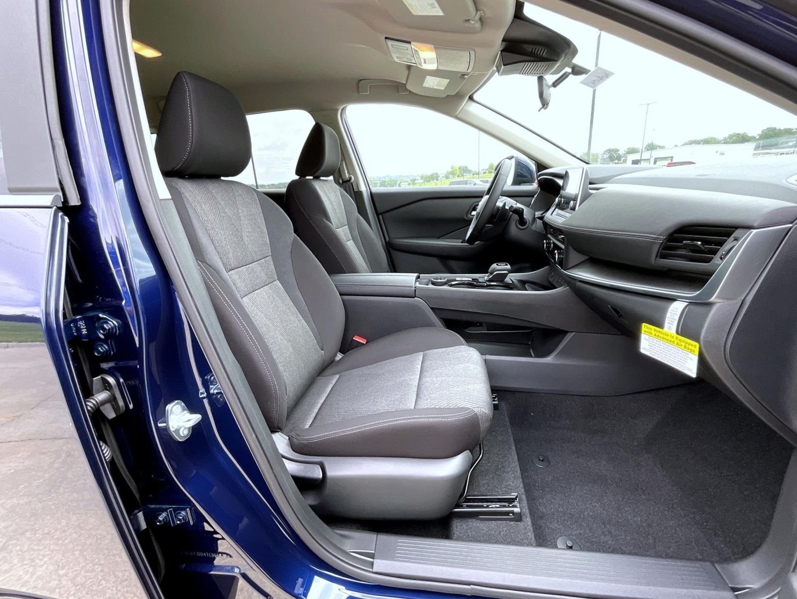 New 2026 Deep Ocean Blue Pearl Nissan SV image 16
