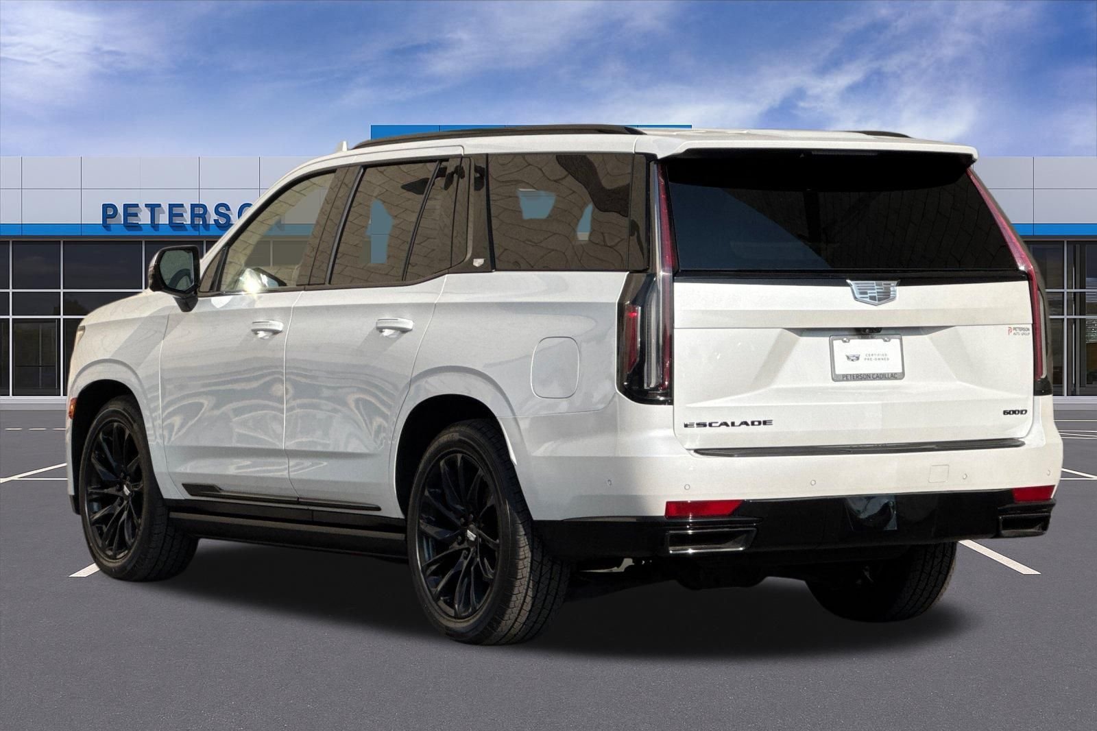 Used 2024 White Cadillac Sport Platinum image 6