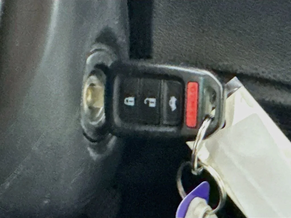 Used 2018 Gray Honda LX image 18