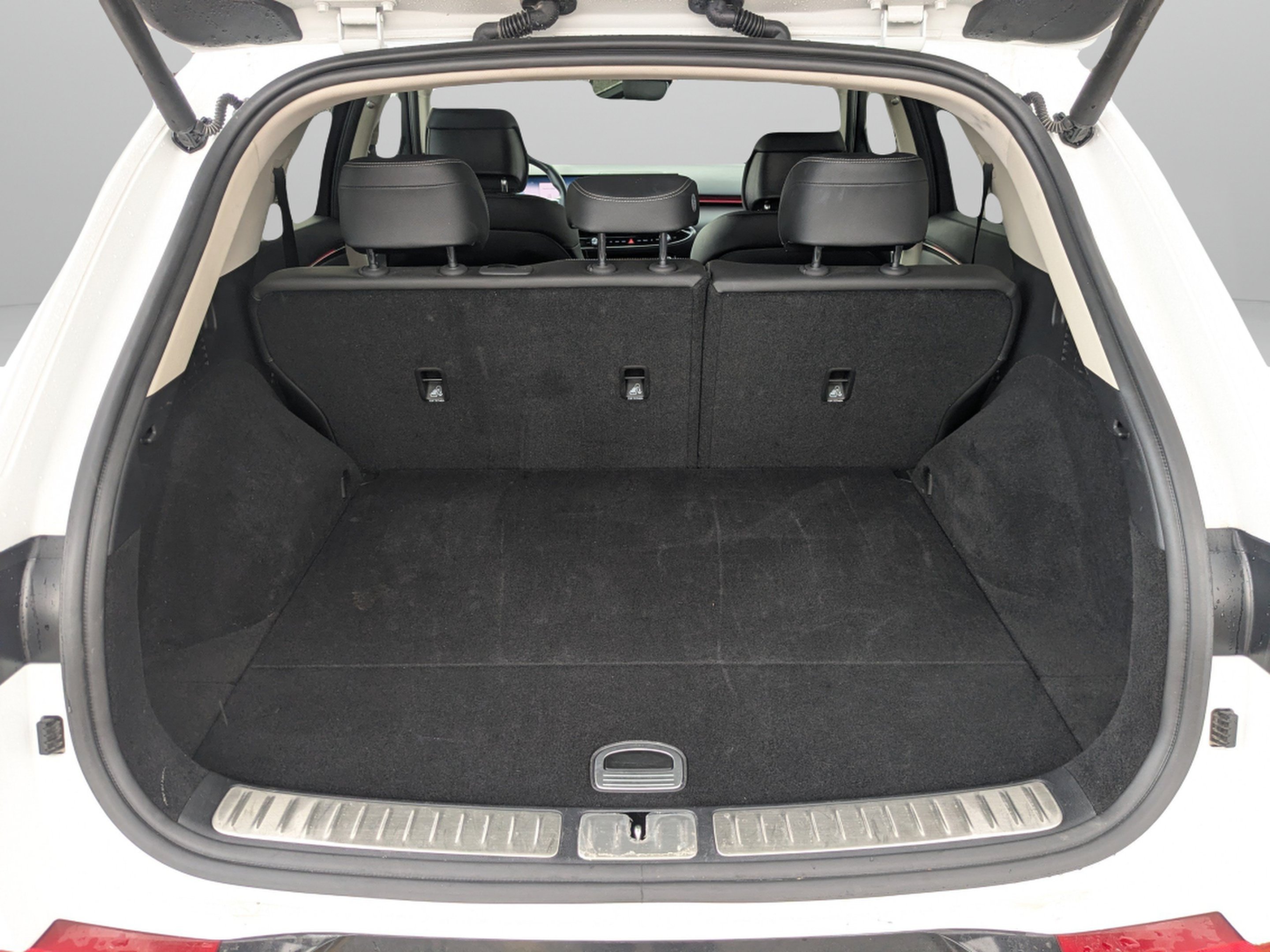 2026 GENESIS GV70 Standard - Photo 10