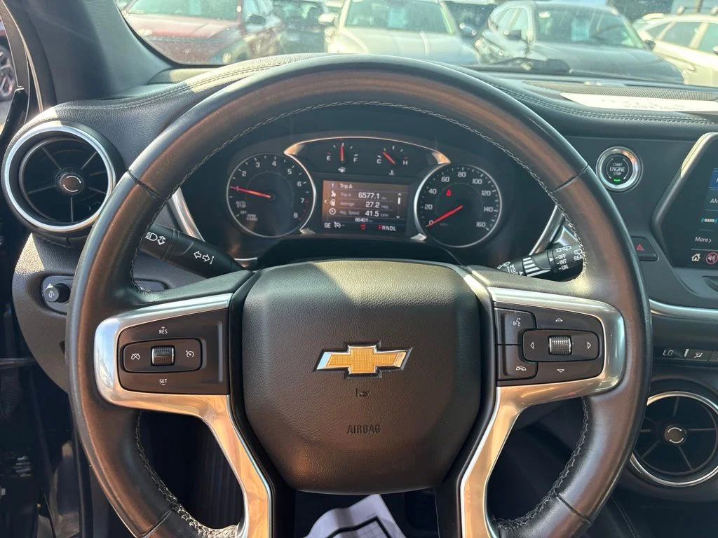 Used 2020 Midnight Blue Metallic Chevrolet LT image 13