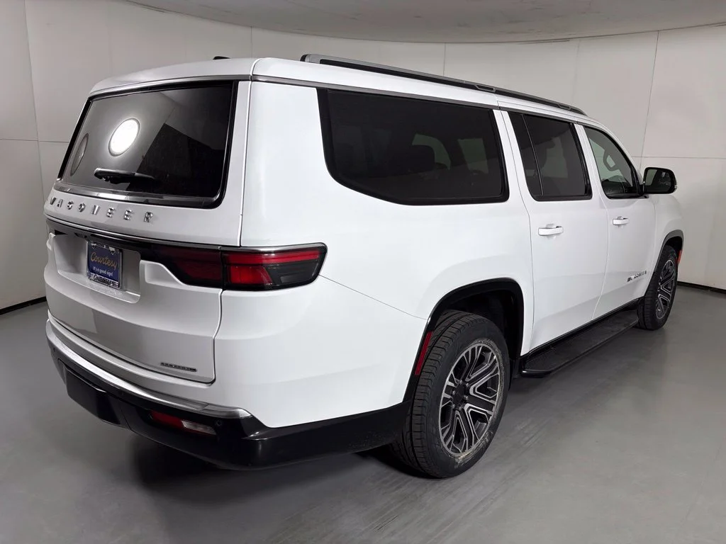 Used 2024 White Jeep Series II image 8
