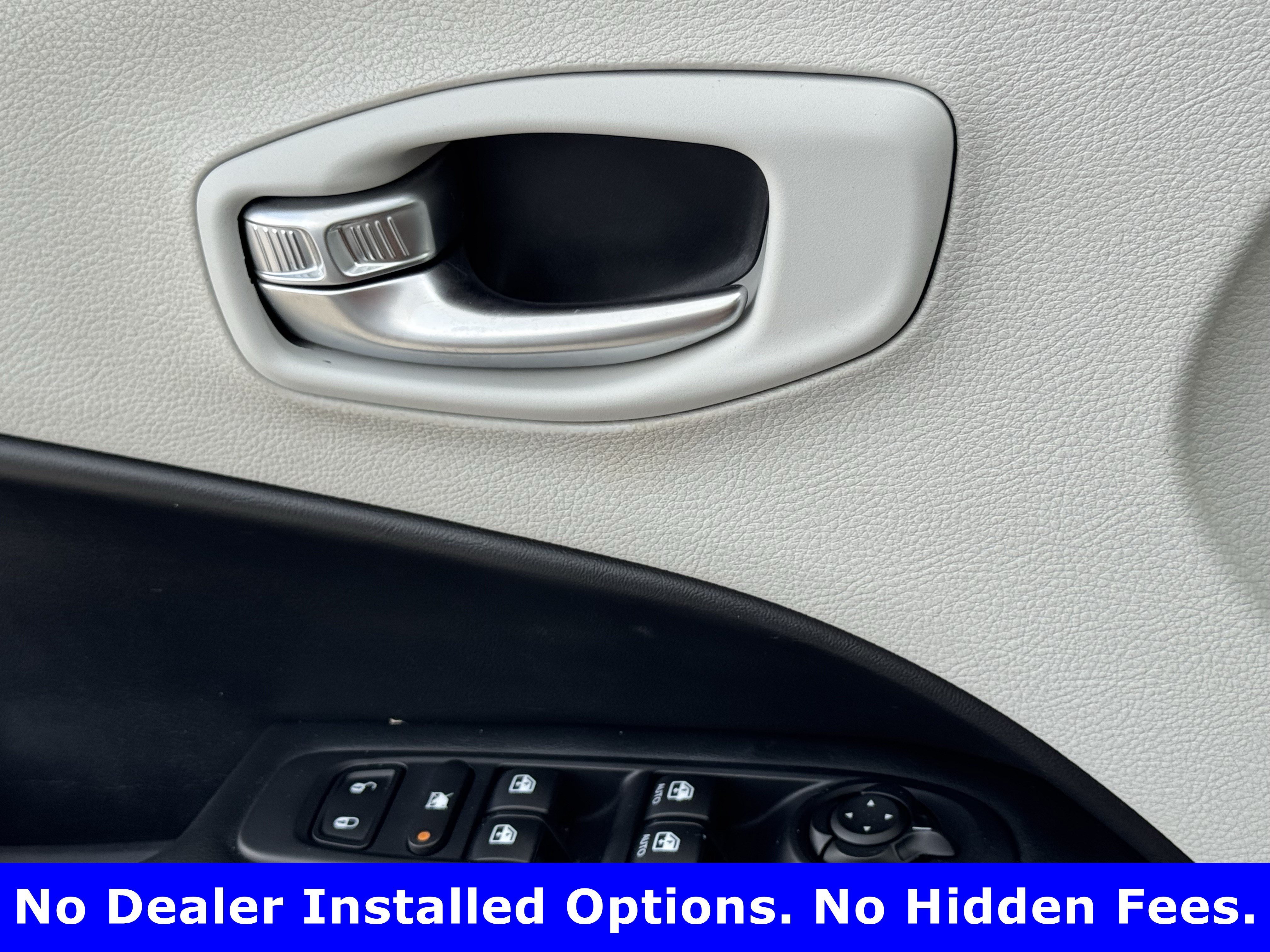 Used 2020 Billet Silver Metallic Clearcoat Jeep Latitude image 25
