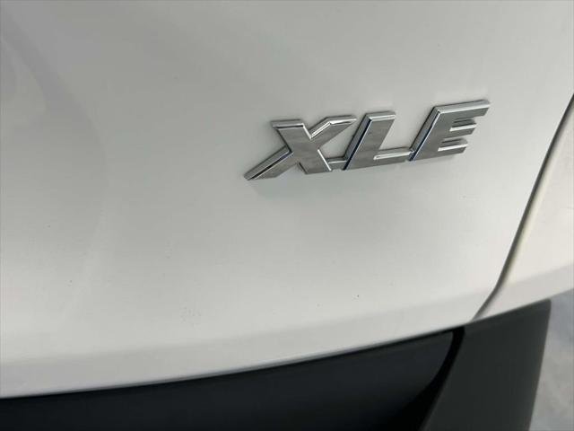 Certified Used 2025 ICE CAP Toyota  image 10