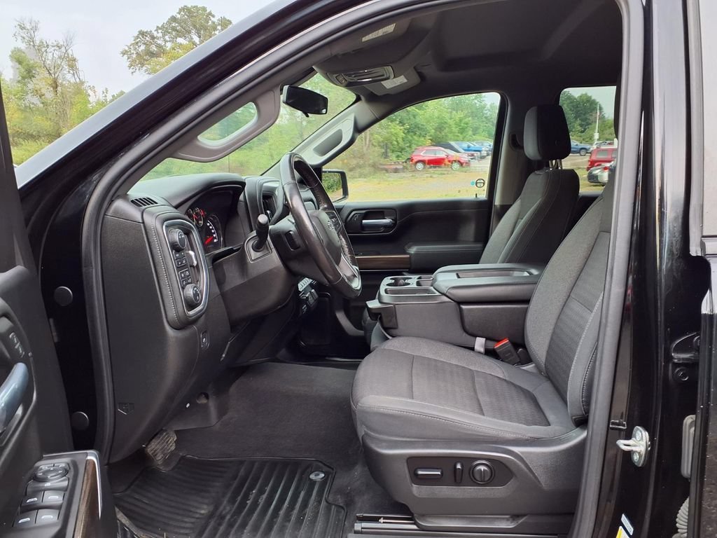 Used 2020 Black Chevrolet RST image 19