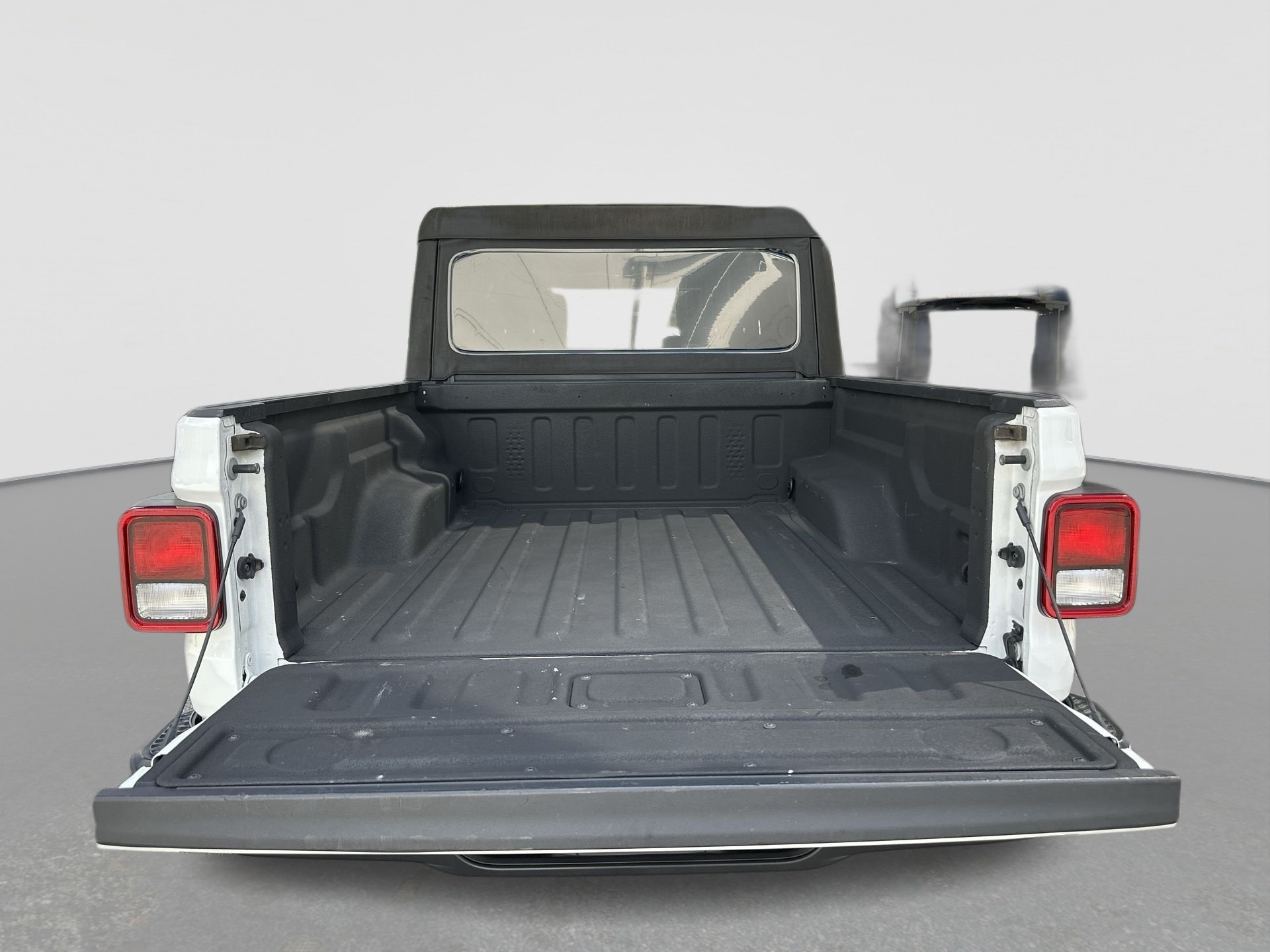 2022 Jeep Gladiator Overland - Photo 25
