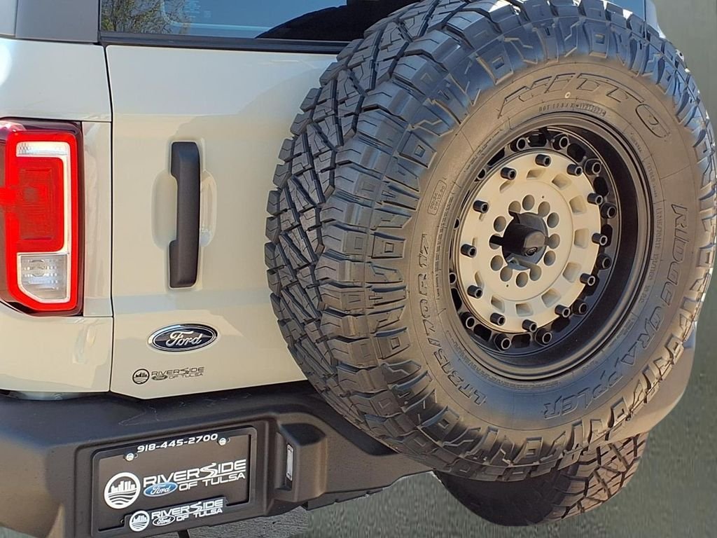 2025 Ford Bronco 4-Door Base - Photo 31