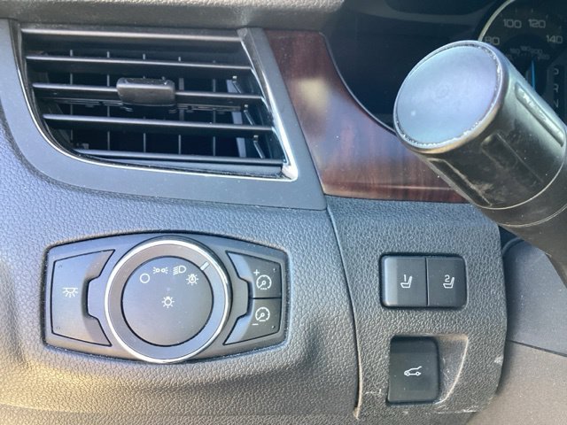 Used 2011 Red Ford Limited image 31