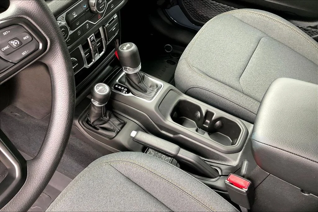 New 2026 Jeep Wrangler Sport 4D Sport Utility