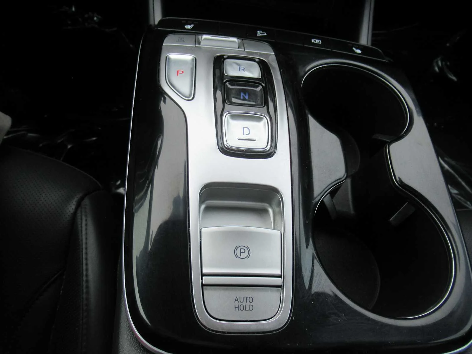 Used 2024 Amazon Gray Hyundai SEL Convenience image 27