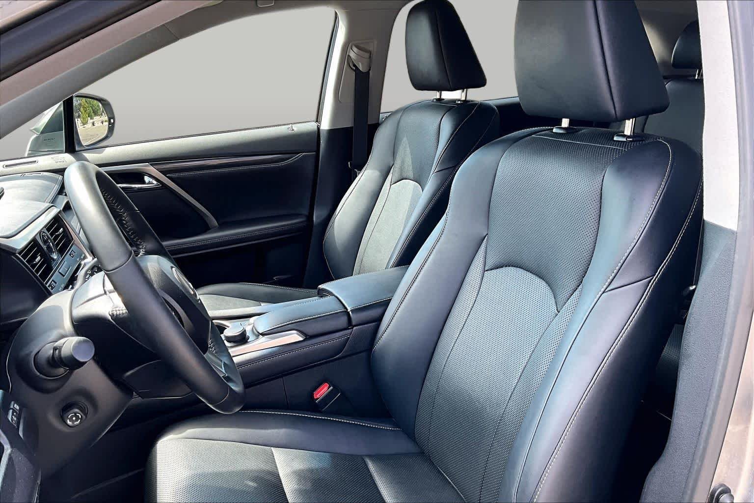 Used 2017 Atomic Silver Lexus  image 8