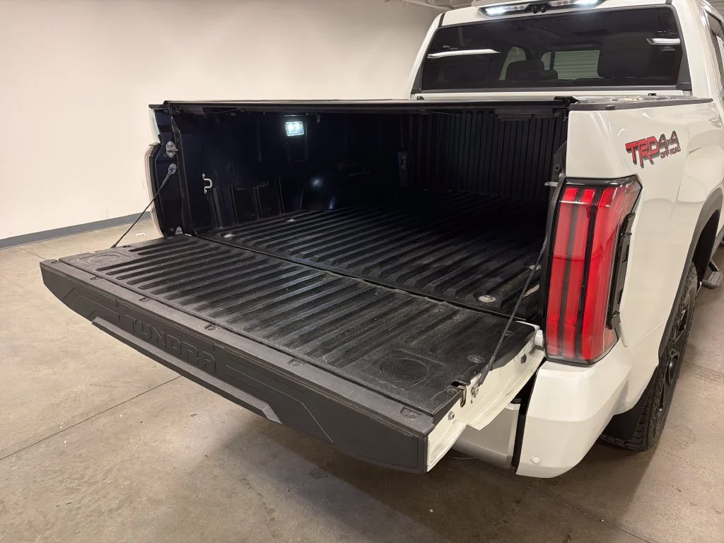 Used 2022 Off-white Toyota Limited image 22