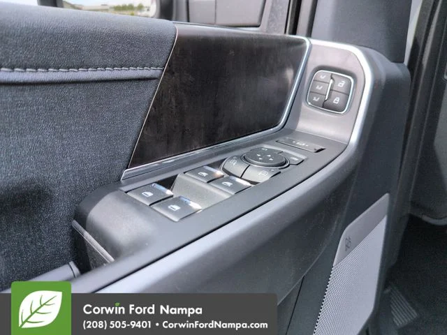 New 2026 Avalanche Ford Lariat image 11