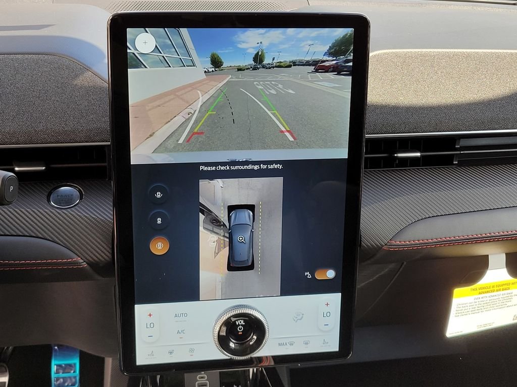 2025 Ford Mustang Mach-E Premium - Photo 9