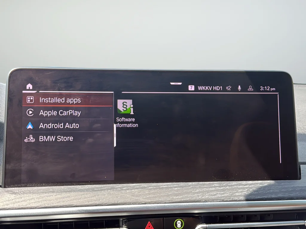 Used 2023 Black BMW xDrive30i image 14