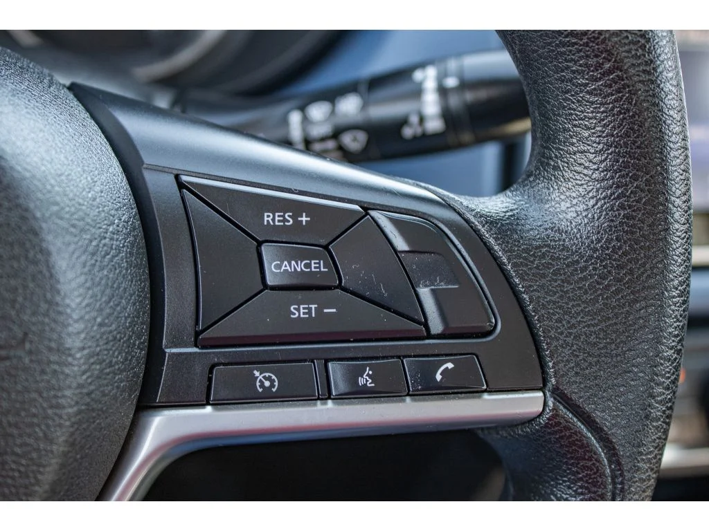 Used 2023 Electric Blue Metallic Nissan SV image 38
