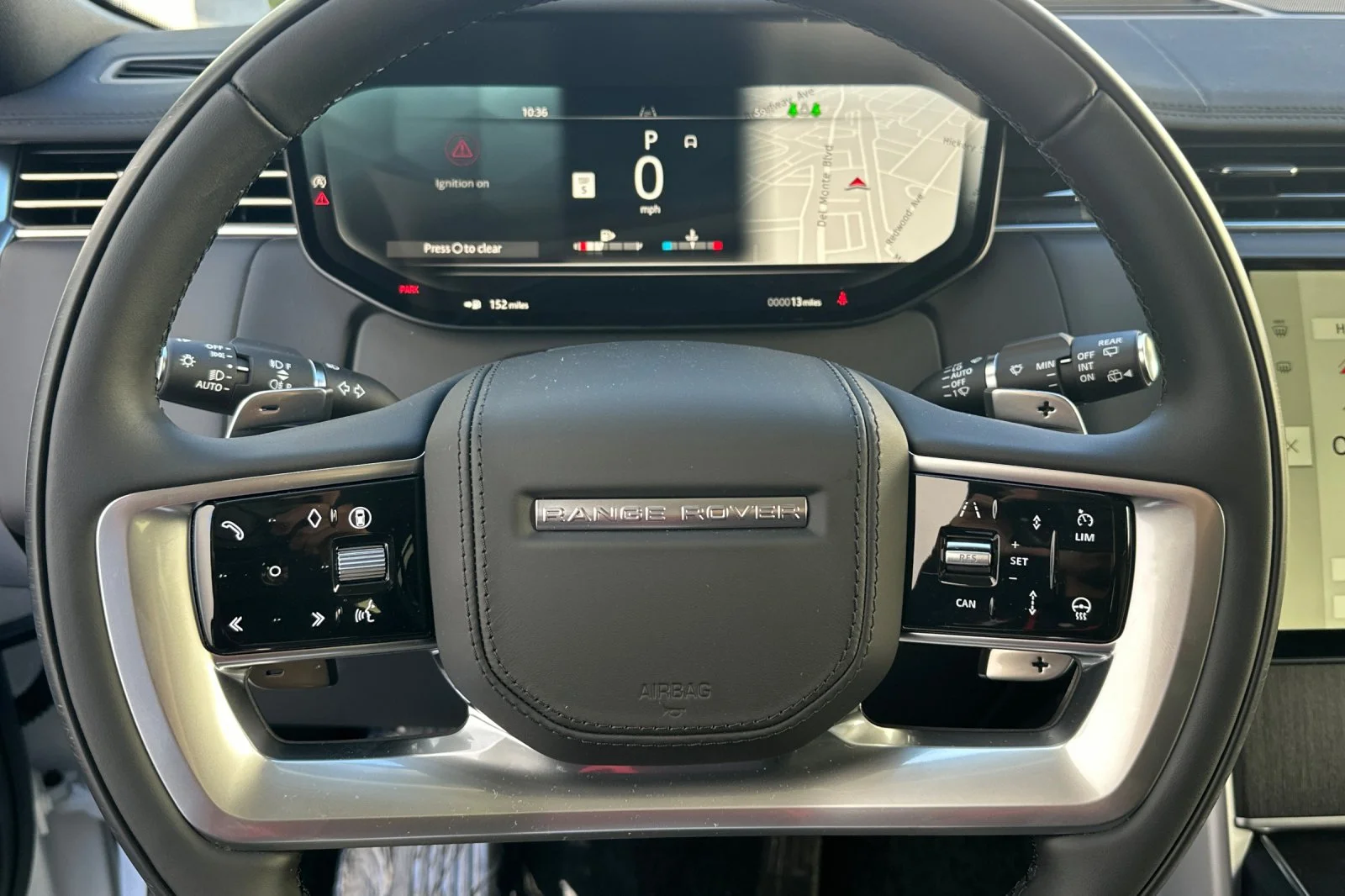 New 2026 Fuji White Land Rover SE image 23