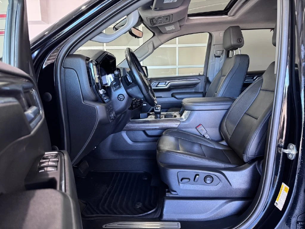 2023 Chevrolet Silverado 1500 LTZ - Photo 11
