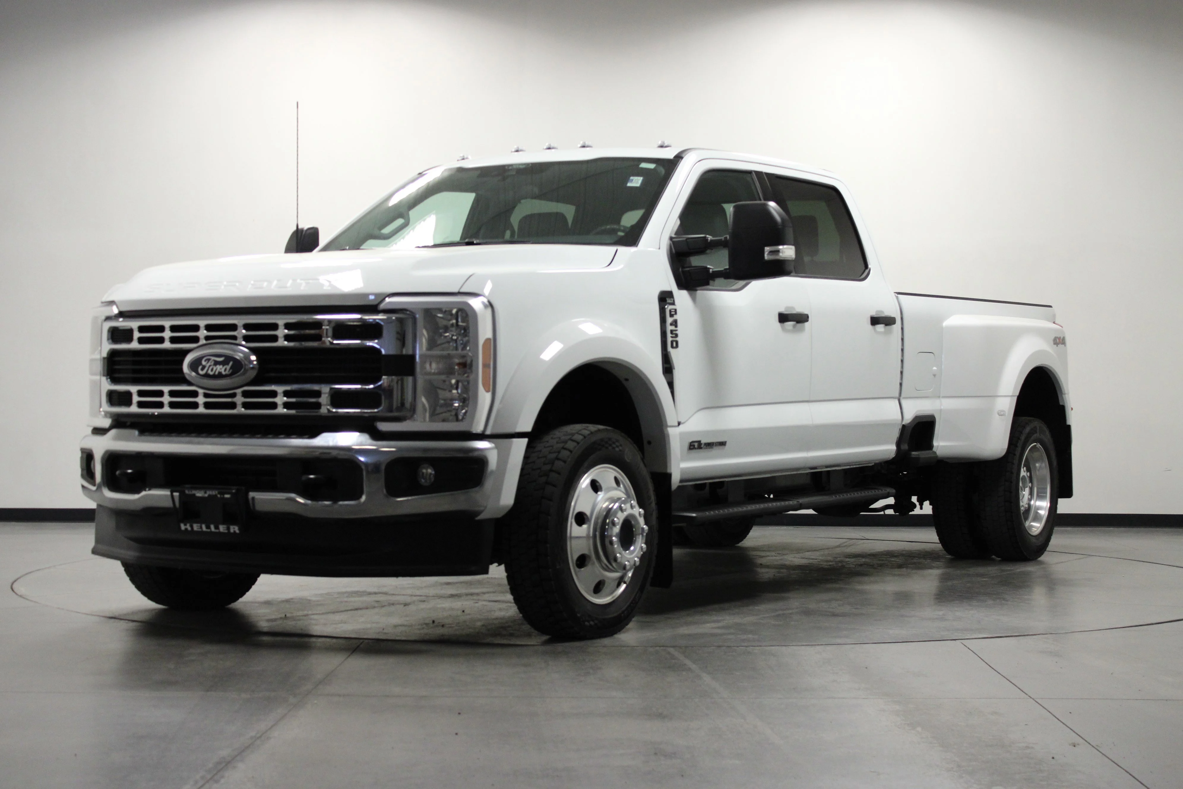 Used 2026 Oxford White Ford XLT image 8