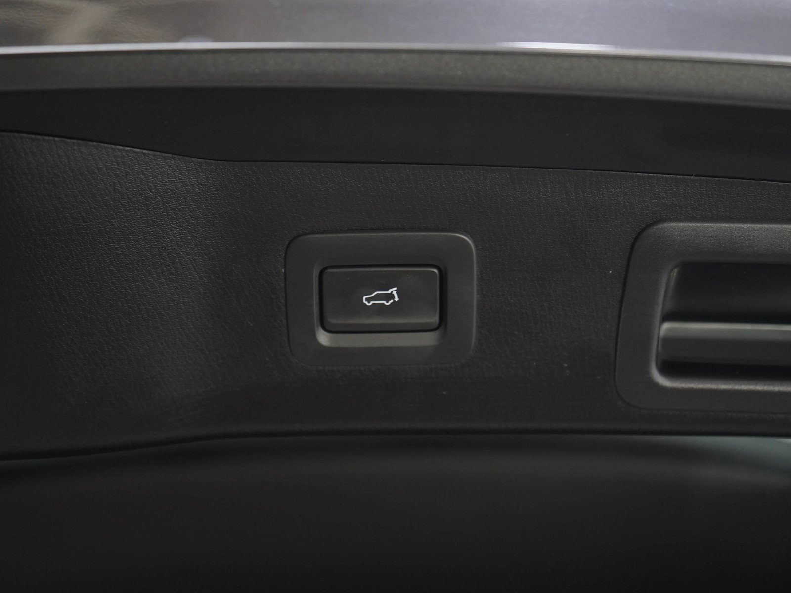 Used 2025 Machine Gray Metallic Mazda 2.5 Turbo Signature image 17