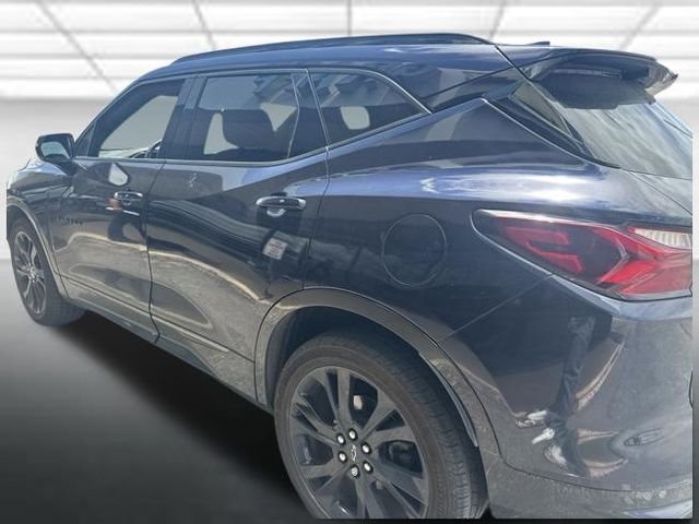 Used 2020 MIDNIGHT BLUE METALLIC Chevrolet RS image 2