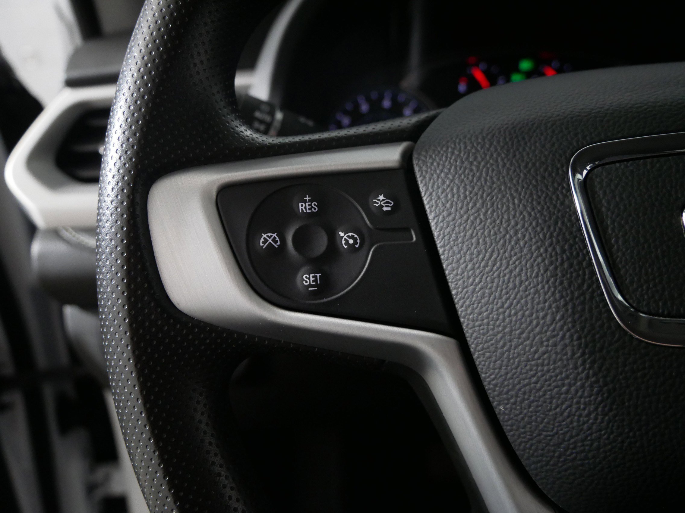 2023 GMC Acadia SLE - Photo 27