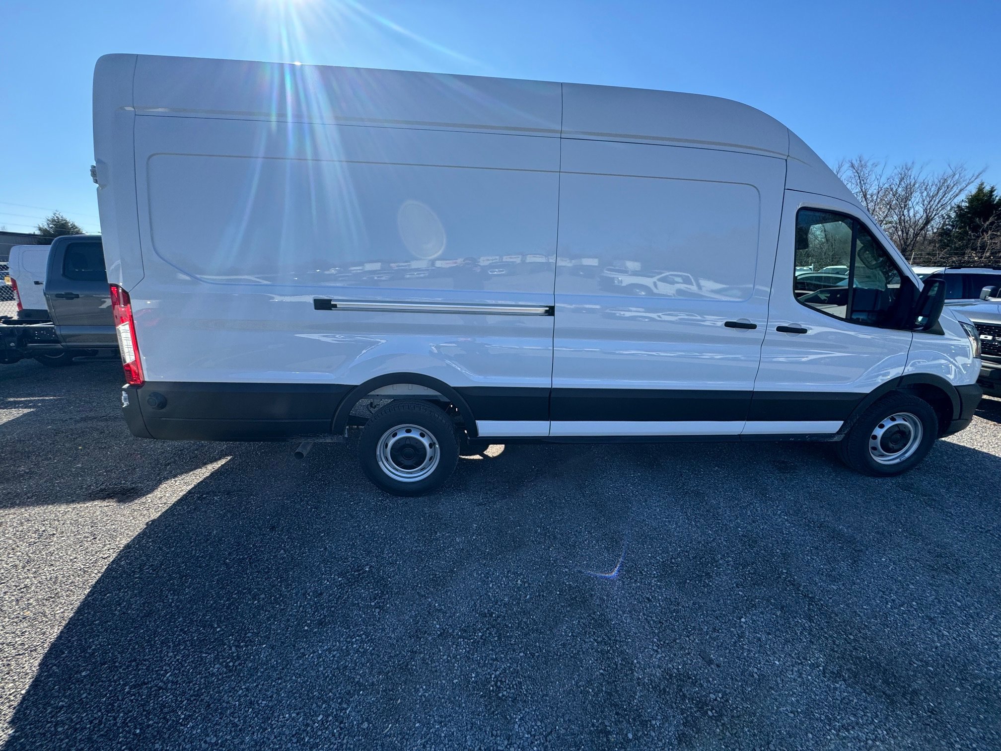 New 2026 Oxford White Ford Cargo Van image 6