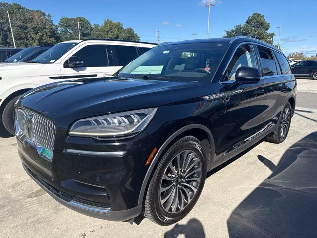Used 2022 Black Lincoln Standard image 3