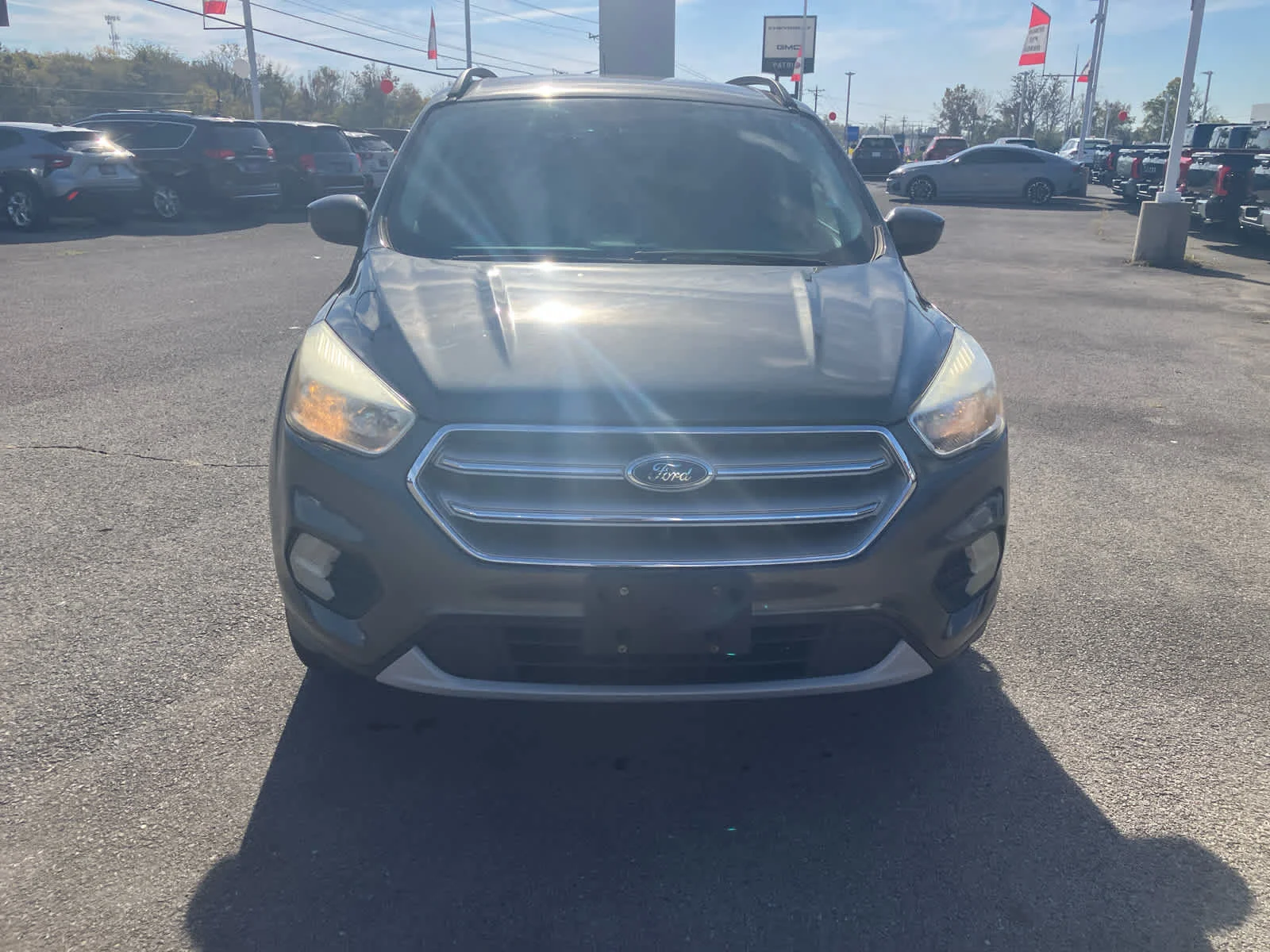 Used 2017 Magnetic Metallic Ford SE image 2