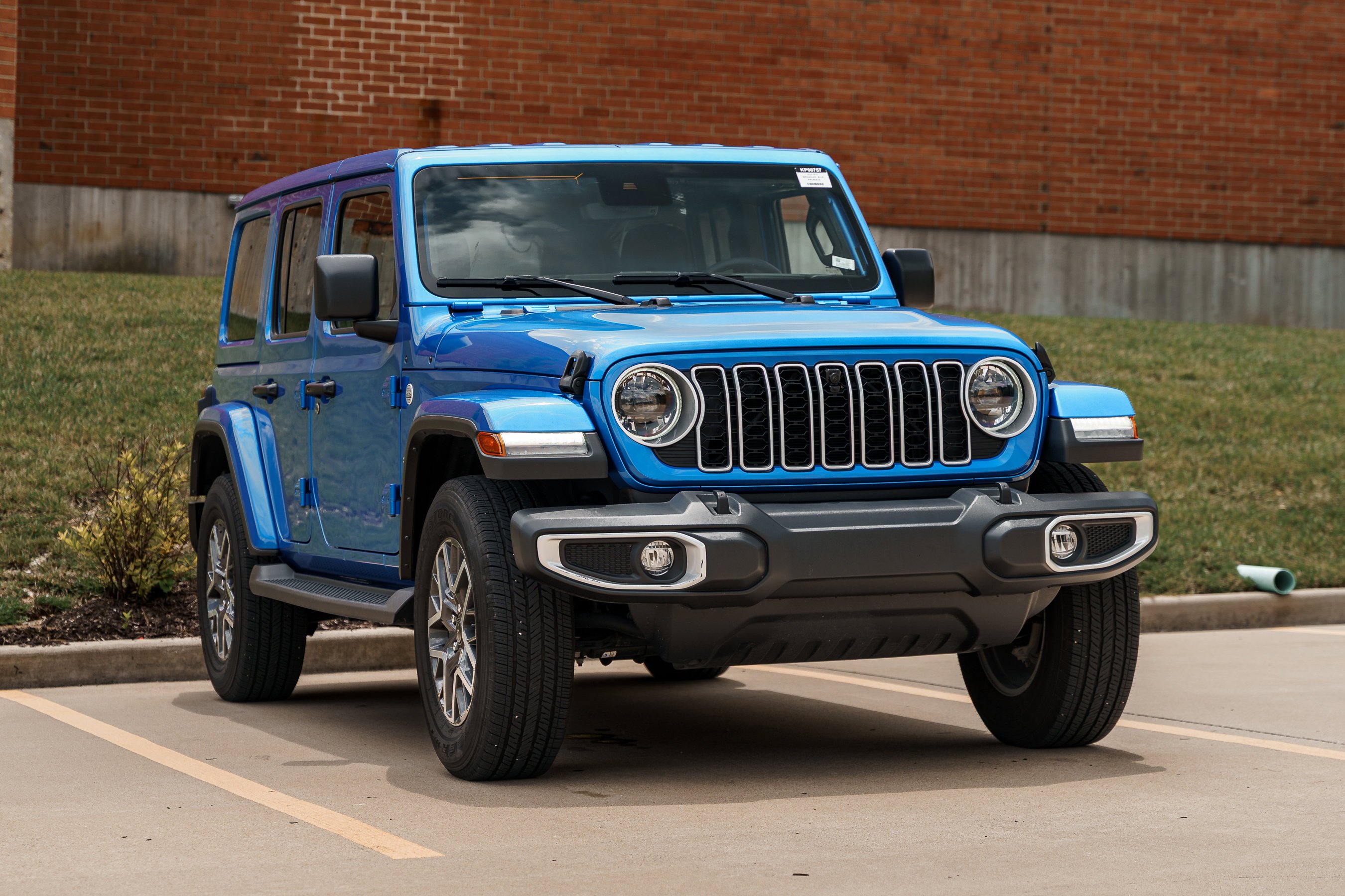 2024 Jeep Wrangler 4-Door Sahara
