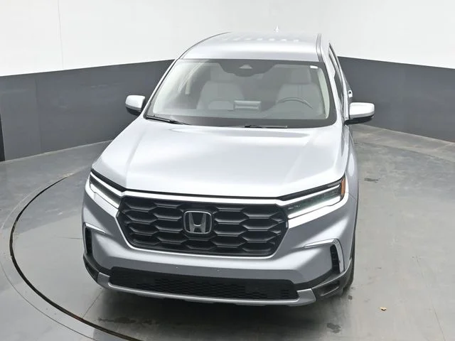 Certified Used 2023 Lunar Silver Metallic Honda 2WD EX-L 7P image 14
