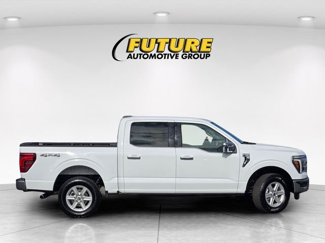 Used 2025 White Ford Lariat image 3