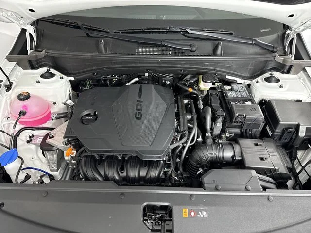 New 2026 Glacial White Pearl Kia EX image 24