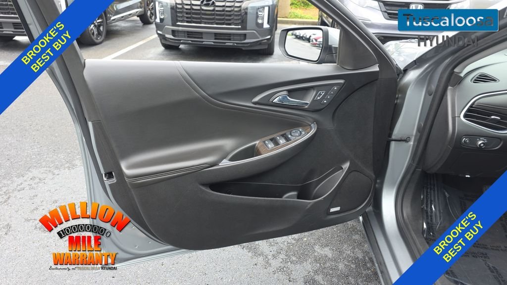 Used 2024 Gray Chevrolet LT image 11