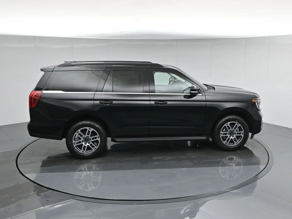 New 2026 Agate Black Metallic Ford Active image 41