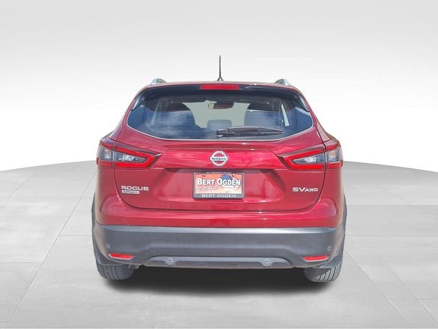 Used 2022 Red Nissan SV image 7