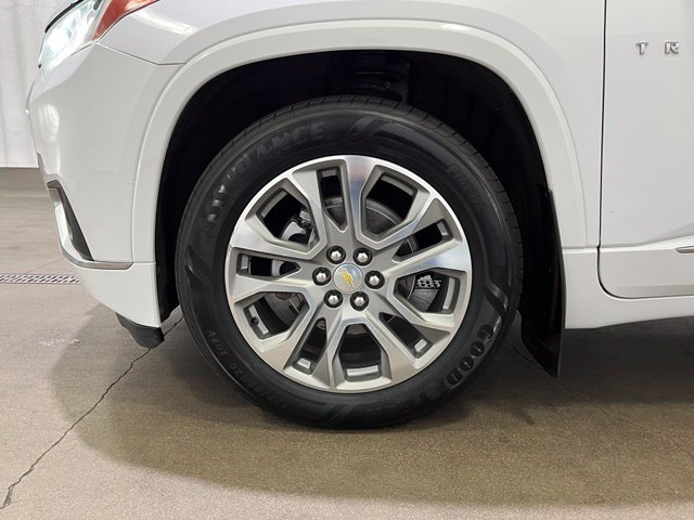 Used 2019 White Chevrolet Premier image 26