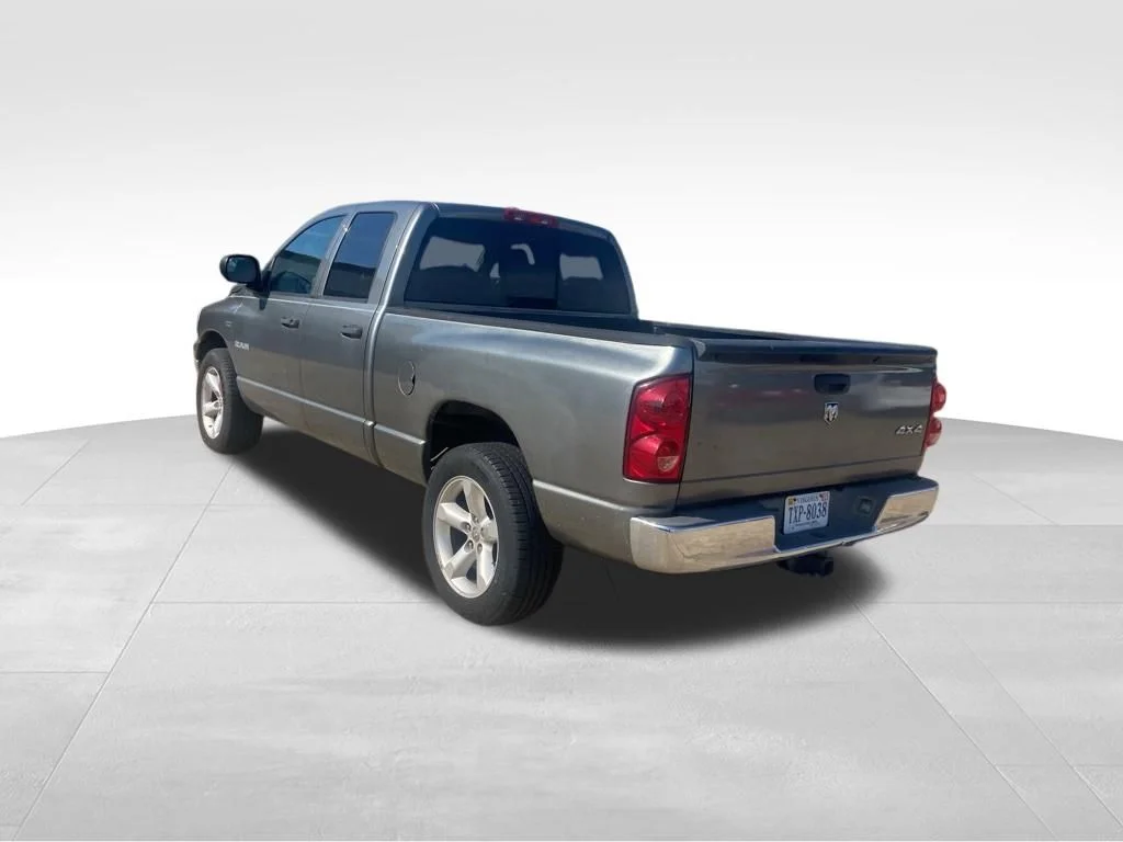 Used 2008 Gray Dodge SLT image 50
