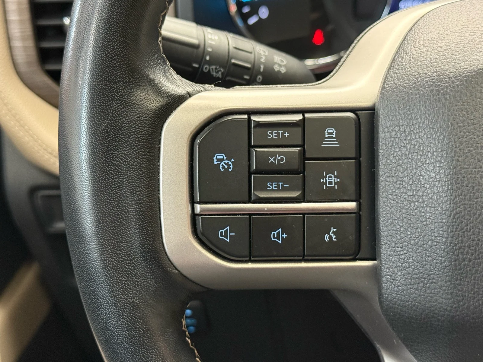 2024 Ford Expedition Limited - Photo 11